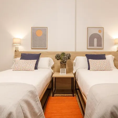 Апартаменты Elegante Y Recien Reformado En Abando Бильбао