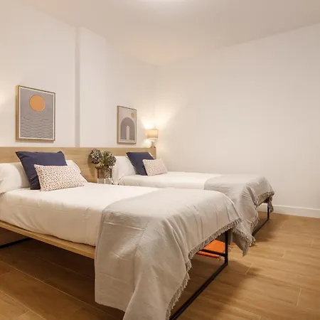 Elegante Y Recién Reformado En Abando Apartamento