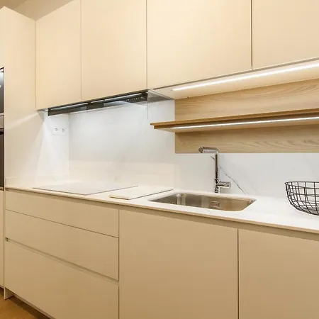 Apartment Elegante Y Recien Reformado En Abando *