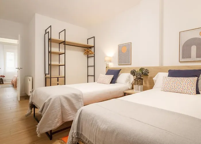 Elegante Y Recien Reformado En Abando *