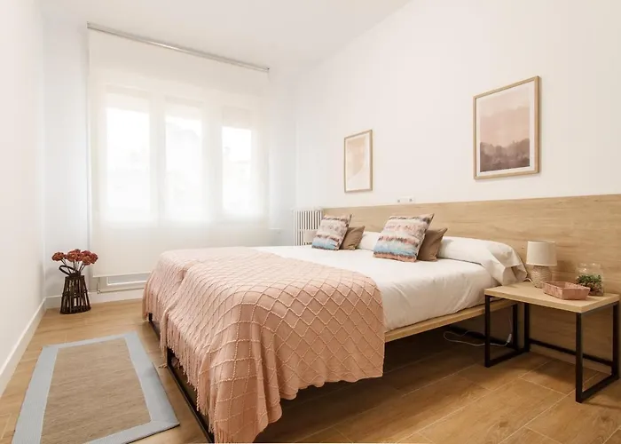 Elegante Y Recien Reformado En Abando