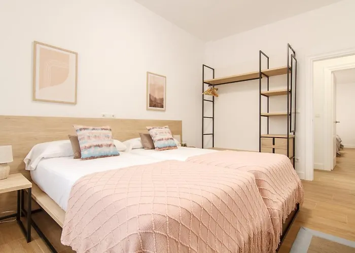 Elegante Y Recien Reformado En Abando *