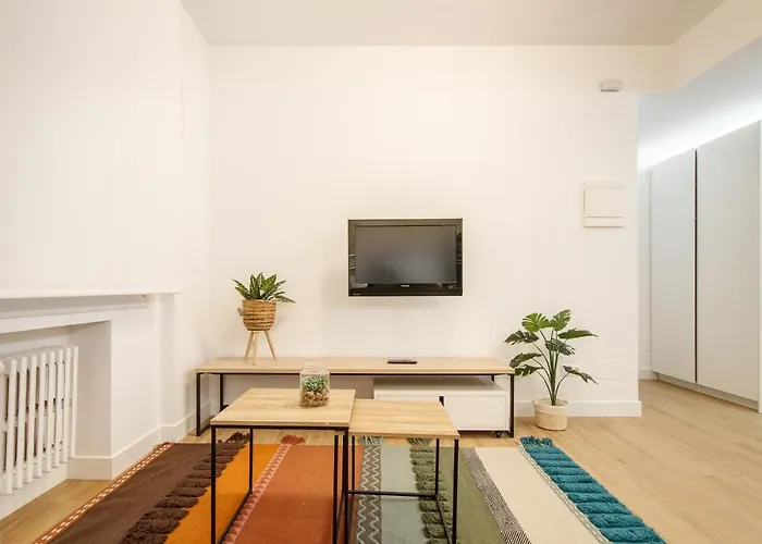 Elegante Y Recien Reformado En Abando *